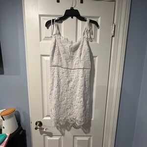 Elegant White Lace Dress